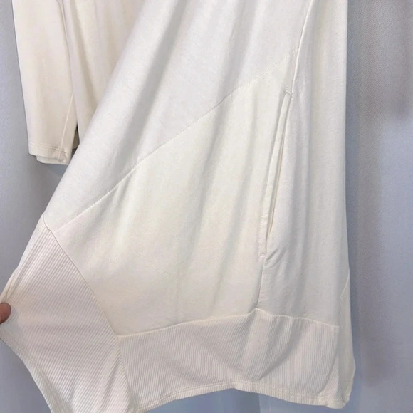 LOGO Lounge Cream Handkerchief Hem V-Neck Top Size L - Picture 4 of 5